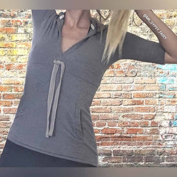 Poof Short Sleeve Grey Hoodie Sweatshirt Top - Picture 1 of 13